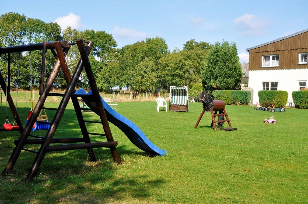 Ferienhaus Sommerbrise, Hof Zur Sonnenseite Fehmarn, 4 Sterne Zewnętrze zdjęcie